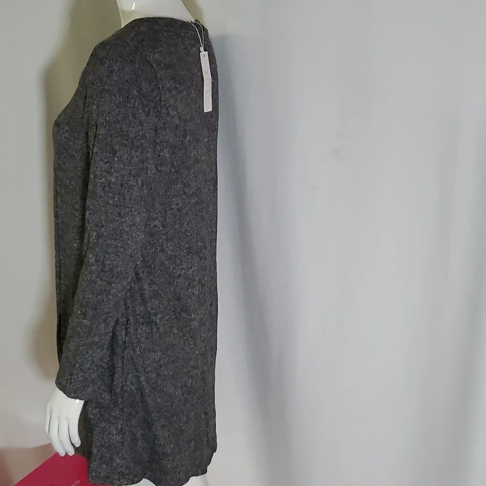 ๐5/$30๐ iGenjun Light Weight Tunic - Picture 6 of 8